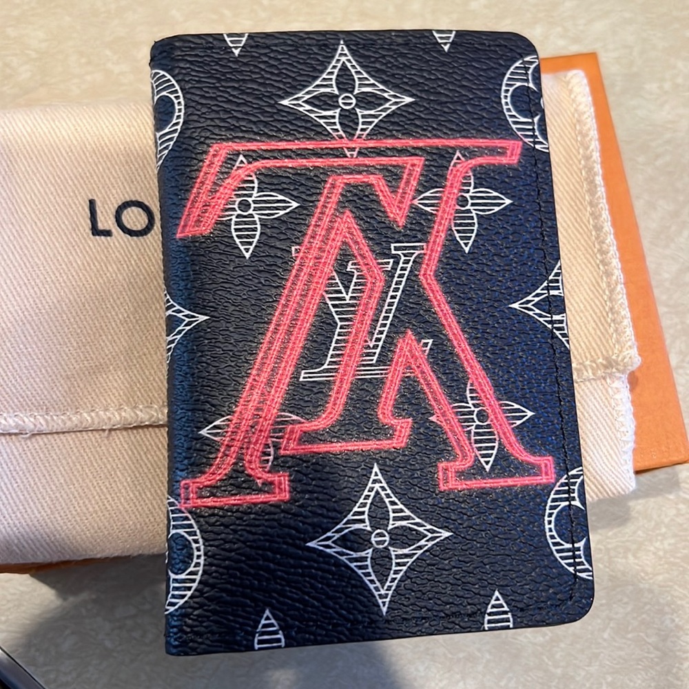 Copy* Louis Vuitton Upside Down pocket organizer